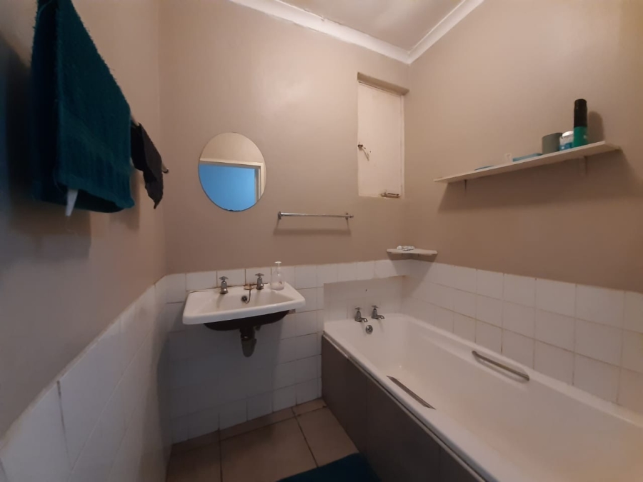 3 Bedroom Property for Sale in Cambridge West Eastern Cape